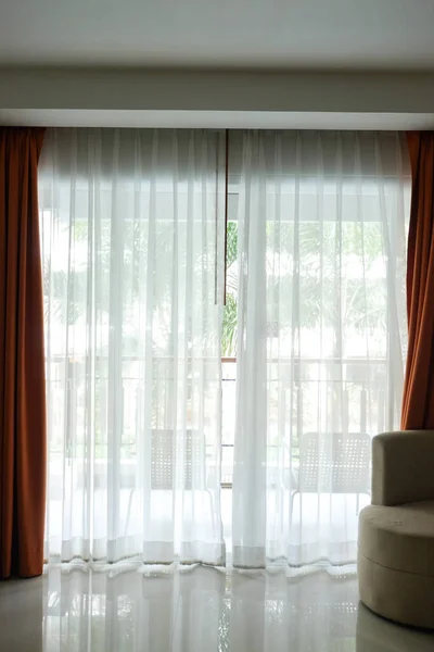 Vorhänge Fenster Luxus Schlafzimmer Dekoration Innenraum Des Hotelzimmers — Stockfoto