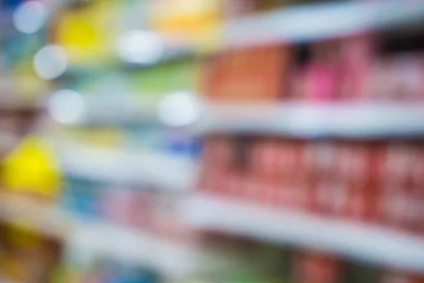 Comida Desfocada Bebida Prateleira Supermercado Com Carrinho Colorido Produto — Fotografia de Stock