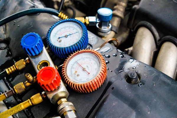 Närbildskärm Redskap Bilen Motor För Kontroll Och Fast Bil Luftkonditioneringssystem — Stockfoto