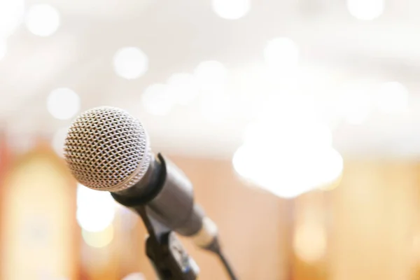 Microphone Fermer Dans Salle Séminaire Réunion Arrière Plan Flou Avec — Photo