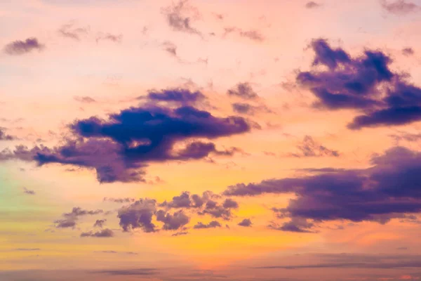 Sonnenuntergang Farben Himmel Natürliche Umwelt Hintergrund Leuchtend Orangefarbenen Himmel Und — Stockfoto