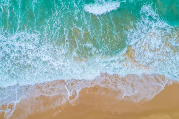 Αεροφωτογραφία Θάλασσα Κύμα Παραλία Όμορφο Τοπίο Ταξίδια Και Διακοπές — Φωτογραφία Αρχείου