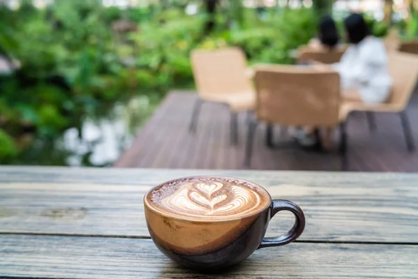 Café Art Latte Chaud Dans Une Tasse Céramique Sur Une — Photo