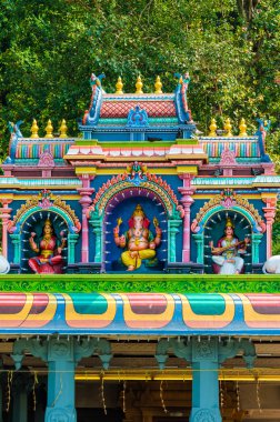 Batu, hindu tanrısı heykeli mağaralar