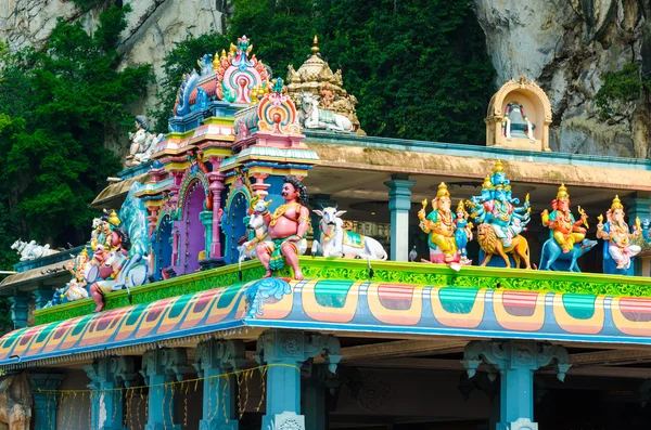 Tempio indù presso le Grotte di Batu a Kuala Lumpur — Foto Stock