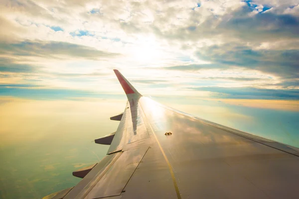 Ala di aeroplano da finestra — Foto Stock