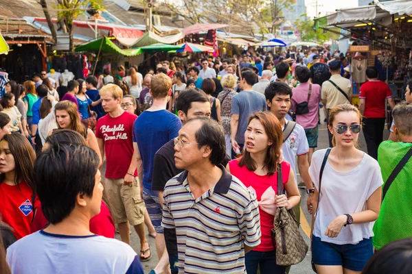 Jatujak trh, slavný víkendový trh na 25 lednu 2015 v Bangkoku, Chatuchak trhu — Stock fotografie