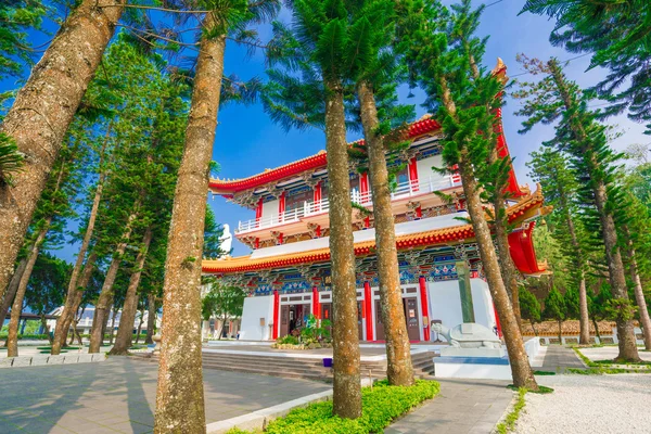 Arquitectura del templo de Wen Wu (Wenwu) en el lago Sun Moon en Taiwán — Foto de Stock