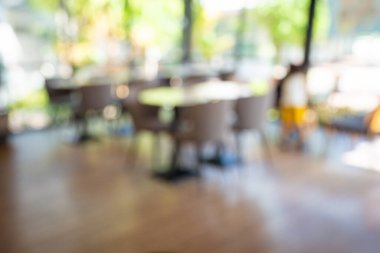 Müşteri iş geçmişine sahip bulanık lüks kahve dükkanı.