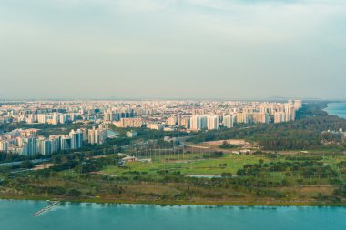 Singapur Skyline city ile kuş görünümden yatay