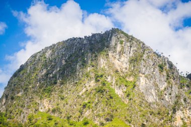Doi Luang Chiang Dao, kireçtaşı dağ manzarası