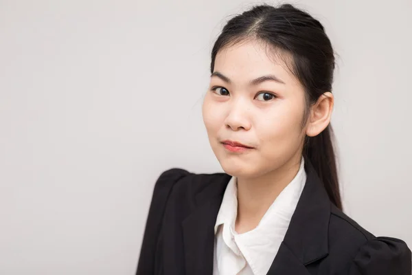 Porträtt av vackra klädd ung asiatiska affärskvinnor — Stockfoto