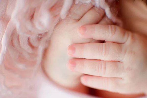 Blanke Pasgeboren Baby Hand Close Macro Detail Schot Kinderportret Gezondheid — Stockfoto