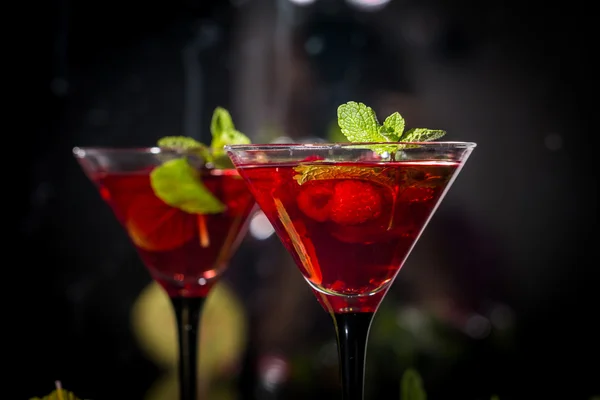 Rode alcohol framboos cocktail — Stockfoto