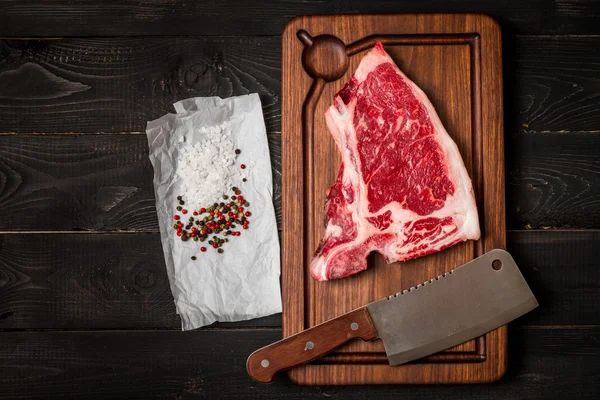 Carne fresca cruda Club Steak —  Fotos de Stock