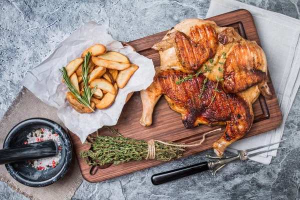 Grilled fried roast Chicken tobacco — Stock Photo, Image