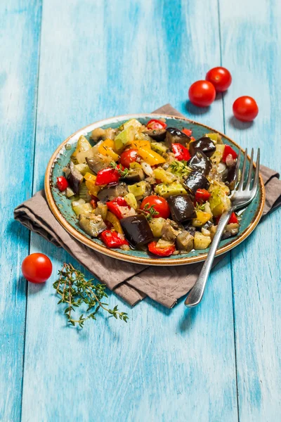 Zeleninové ratatouille v talíři — Stock fotografie