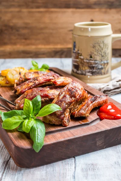 Costilla de cerdo a la parrilla — Foto de Stock