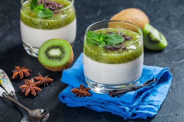 Fruit dessert green panna cotta — Stock Photo, Image