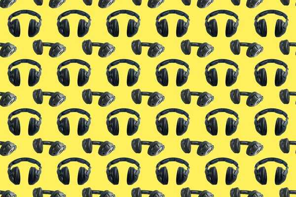 Wireless headphones pattern — Stock Photo, Image