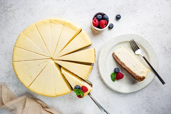 Klassischer New Yorker Käsekuchen — Stockfoto