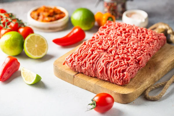 Carne picada cruda — Foto de Stock