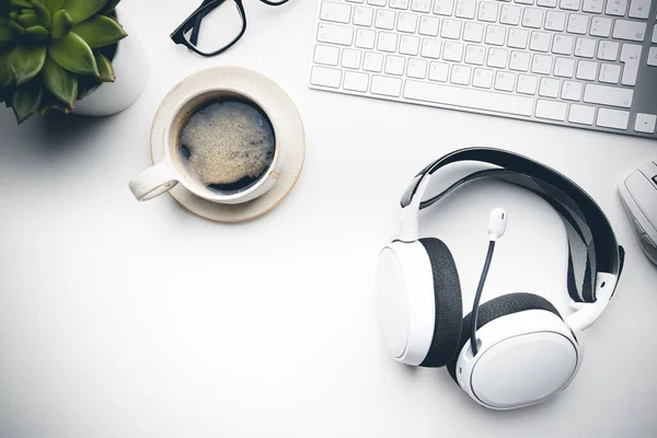 Espaço de trabalho de escritório em casa — Fotografia de Stock