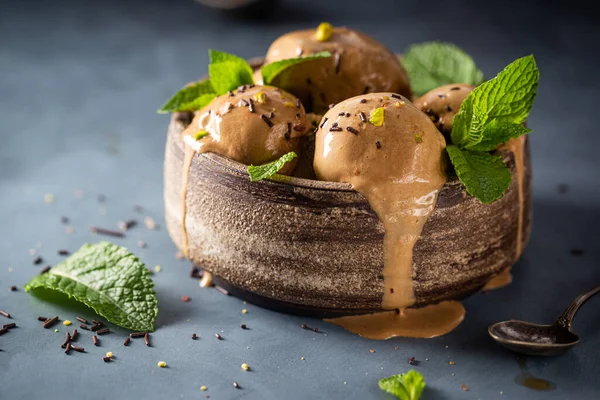 Gelato al caffè o al cioccolato — Foto Stock