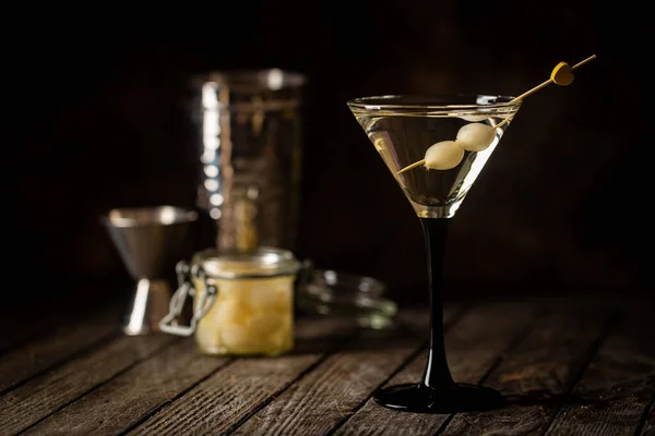 Gibson alcohol cocktail — Stockfoto