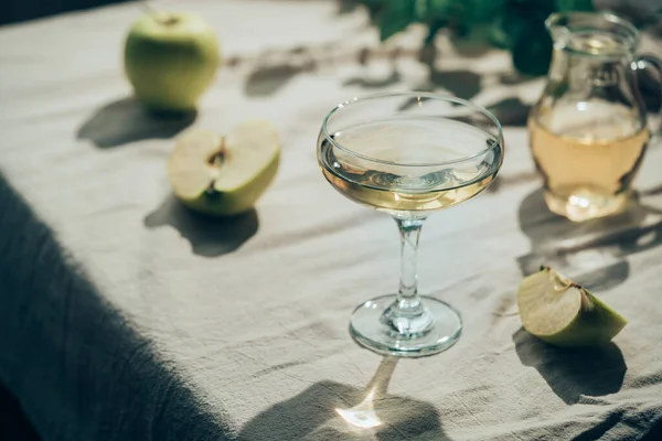 Glas av äppelcider — Stockfoto