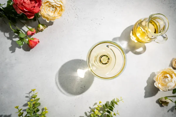 Verres à vin mousseux ou à champagne — Photo