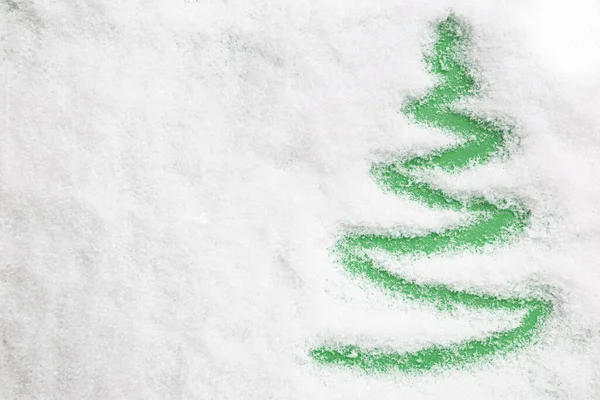 Árbol de Navidad sobre fondo de nieve. — Foto de Stock