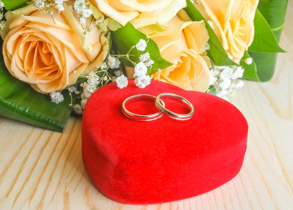 Anillos de boda — Foto de Stock