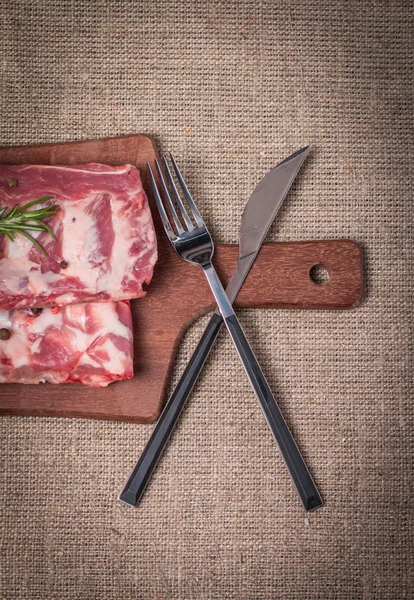 Costillas de cerdo frescas, carne con pimienta de Jamaica de ajo —  Fotos de Stock