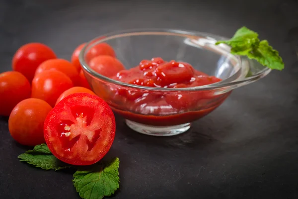 Molho de tomate, gaspacho, ketchup — Fotografia de Stock