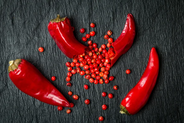 Chili pepper with red bell pepper — Stock Photo, Image