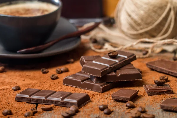 Kakaopulver og mørk chokolade - Stock-foto
