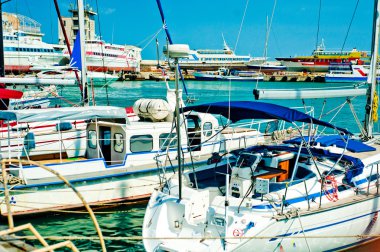 beyaz deniz araçları