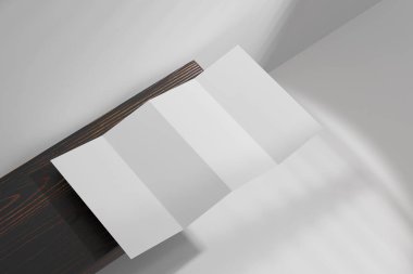 İzole edilmiş DL Boyutu Dört Katlı Broşür 3B Hazırlama