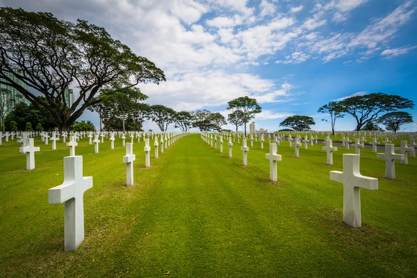 Graves op de Manilla American Cemetery and Memorial & Memorial, in Taguig, Me — Stockfoto