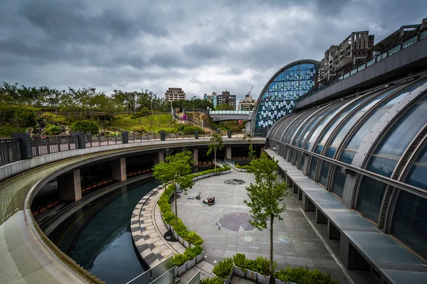 De buitenkant van het Da'an Park Station, in Taipei, Taiwan. — Stockfoto