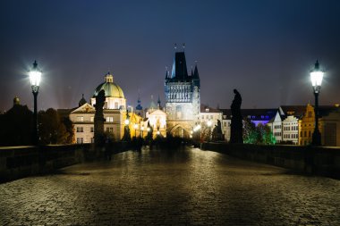 Charles Köprüsü, gece, Prague, Çek Cumhuriyeti.