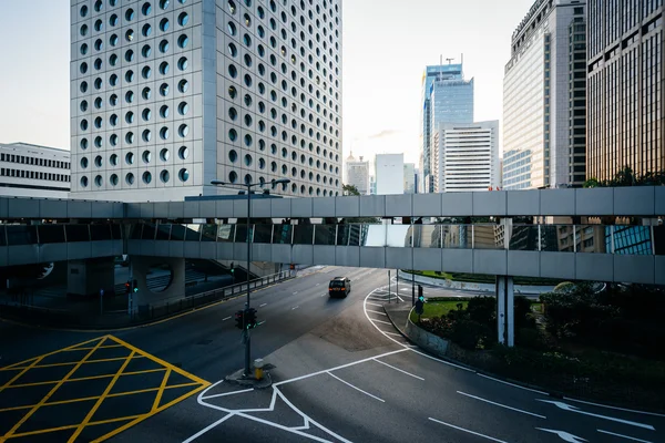 Pohled na mrakodrapy a ulice v centrální, v Hong Kongu, Hong K — Stock fotografie
