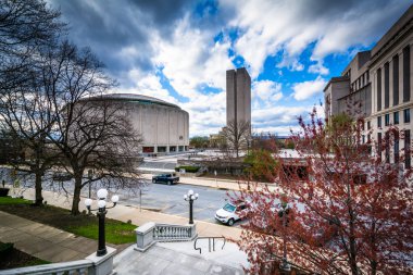 Pennsylvania State Capitol Complex 'teki binaların görünümü, 