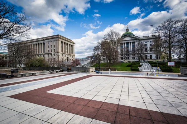 The Pennsylvania State Capitol Building and State Capitol North — Stock Photo, Image