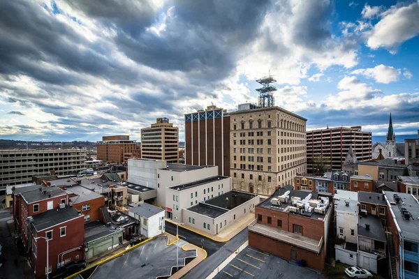 Vue des bâtiments du centre-ville de Harrisburg, Pennsylvanie . — Photo