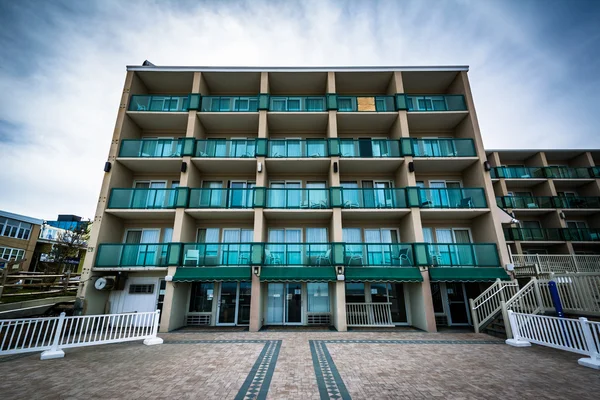 Hotel lungo il lungomare, a Rehoboth Beach, Delaware . — Foto Stock