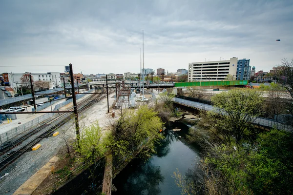 Vista de Jones Falls e trilhos ferroviários da Howard Street B — Fotografia de Stock