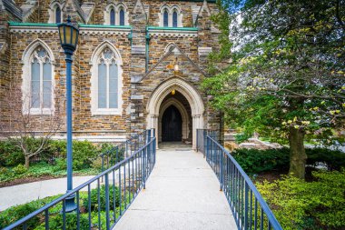 Cisimleşmiş hali içinde GUI katedral giriş yolu