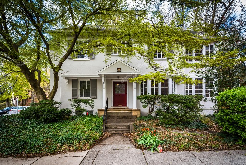 House and trees in Tuscany Canterbury, Baltimore, Maryland. Stock